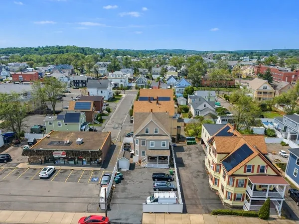 $900,000 | 215 Western Avenue, Lynn, MA 01904