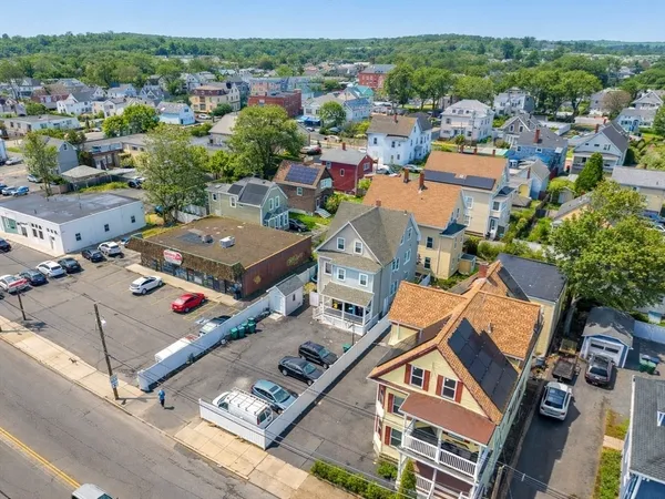 $900,000 | 215 Western Avenue, Lynn, MA 01904