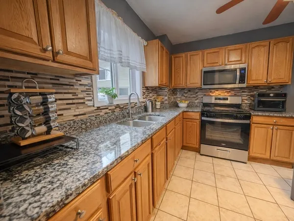 $900,000 | 215 Western Avenue, Lynn, MA 01904