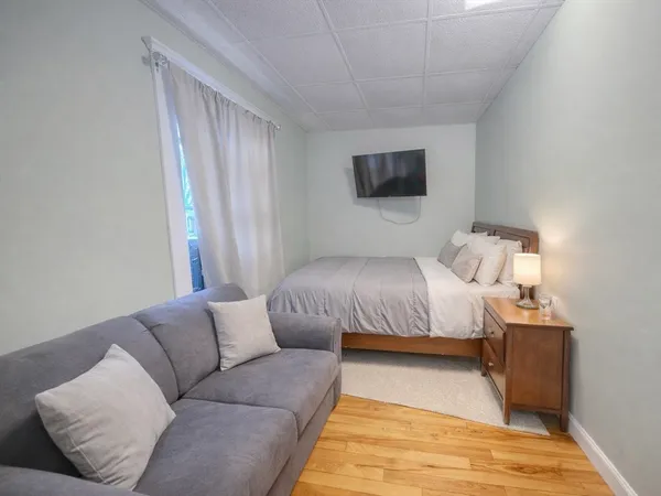 $900,000 | 215 Western Avenue, Lynn, MA 01904