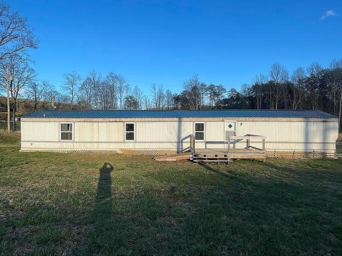 390 Sparkman Town Road Rock Island, TN 38581 - Photo 8 of 16