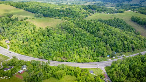 $29,900 | 19 Highway 19, Lebanon, VA 24266