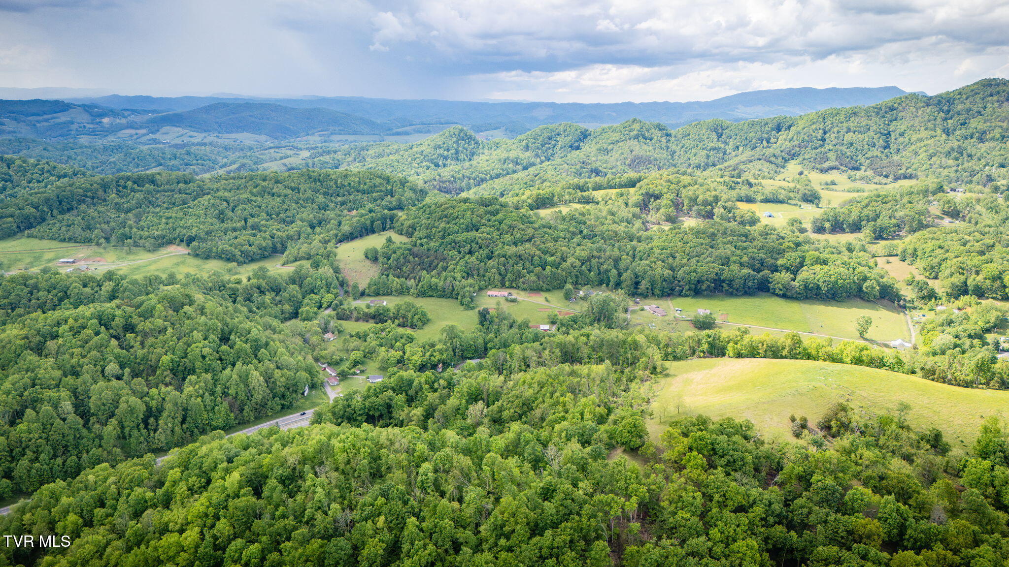 19 Highway 19 Lebanon, VA 24266 - Photo 7 of 13 110