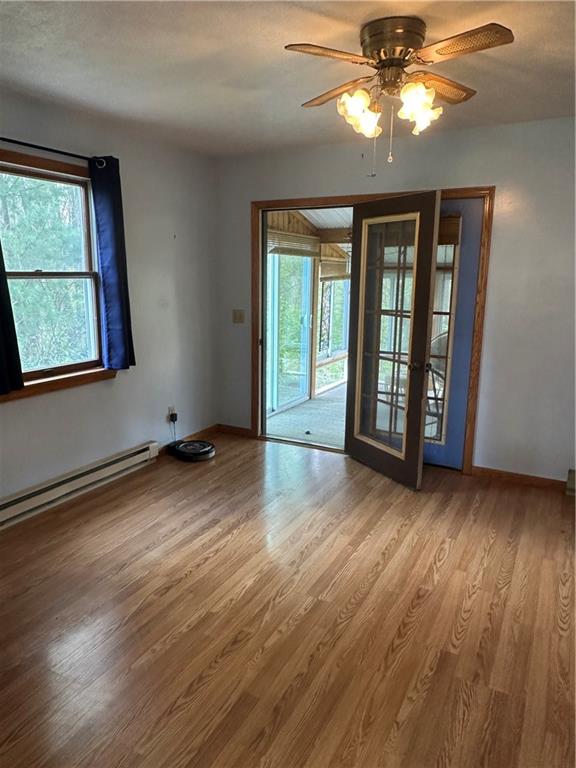 30 Ray Road Greenville, PA 16125 - Photo 12 of 32 Family room/dining room