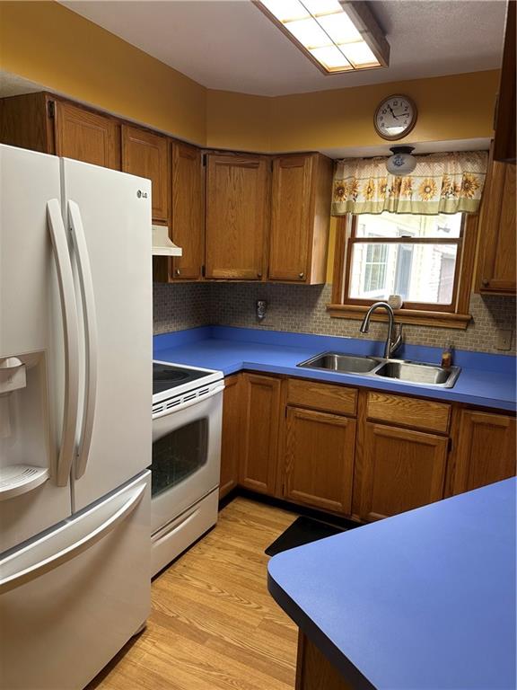 30 Ray Road Greenville, PA 16125 - Photo 4 of 32 Kitchen
