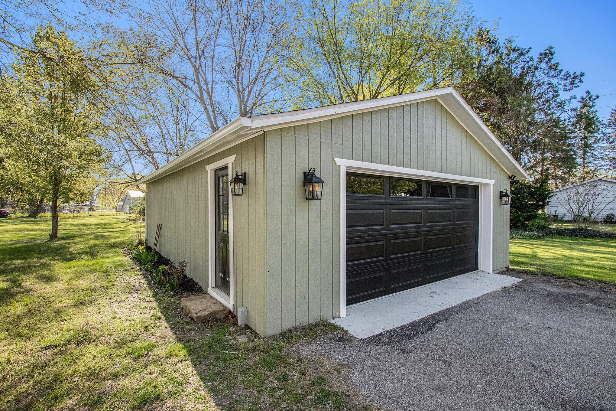 3987 Fikes Road Benton Harbor, MI 49022 - Photo 18 of 21 18