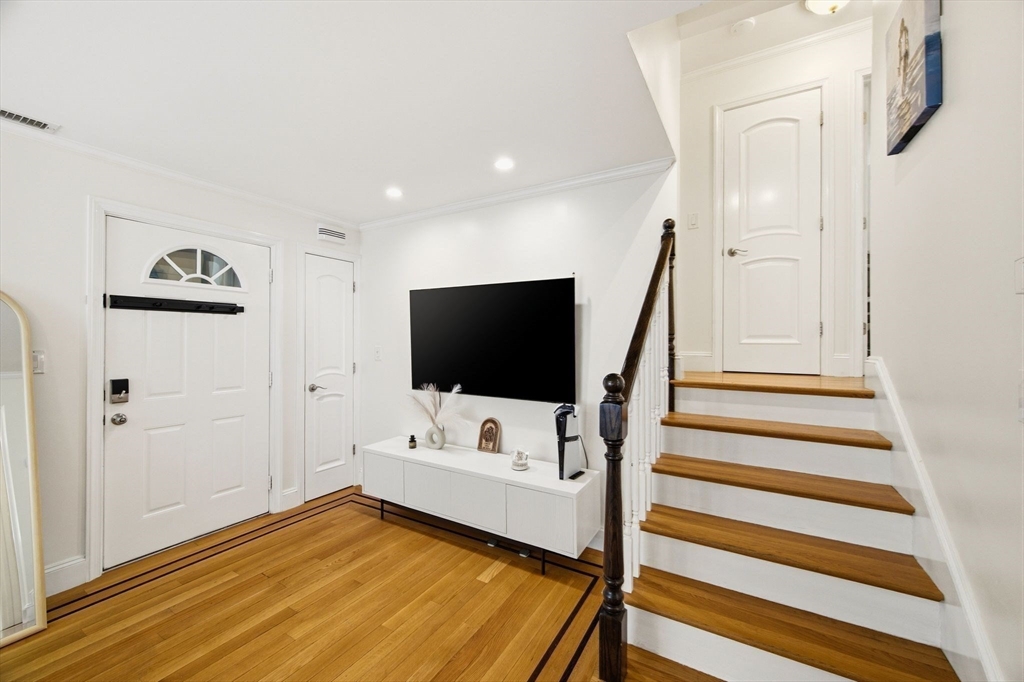 210 Nashua Road Billerica, MA 01862 - Photo 4 of 42