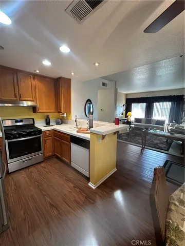 $665,500 | 21245 Camelia, Unit 27, Lake Forest, CA 92630