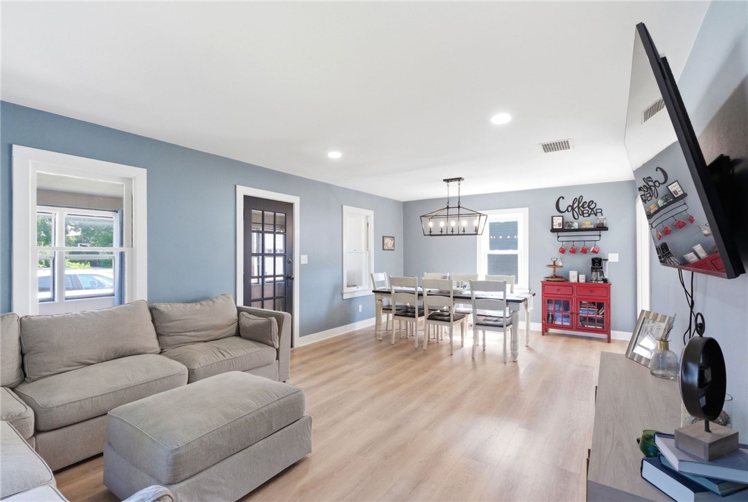 5 West South Street Springboro, OH 45066 - Photo 6 of 42