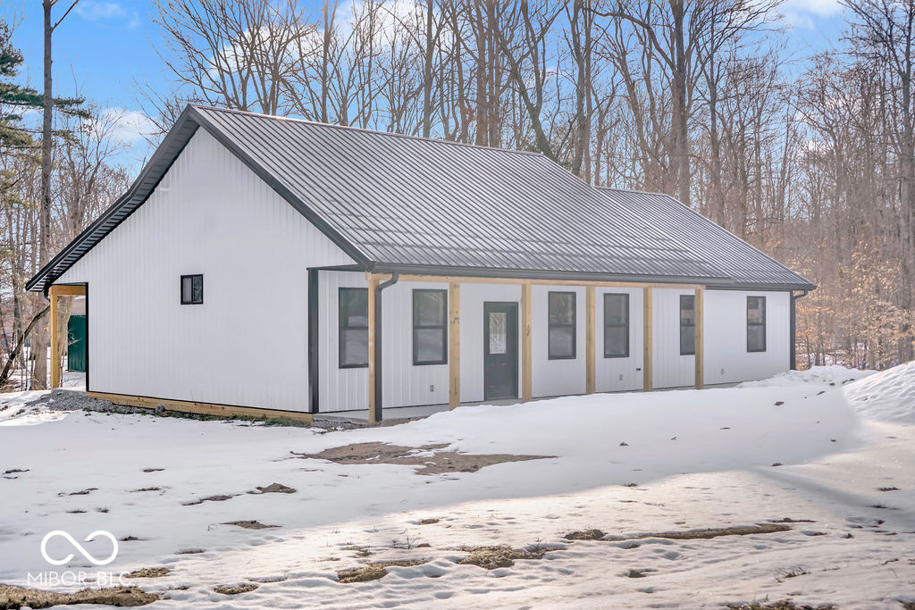 2130 North Cataract Road Cloverdale, IN 46120 - Photo 1 of 32 Gallery Image 1