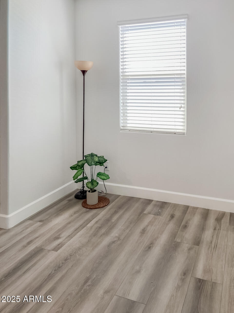 4750 East Chromium Road San Tan Valley, AZ 85143 - Photo 54 of 74 a view of an empty room with a window