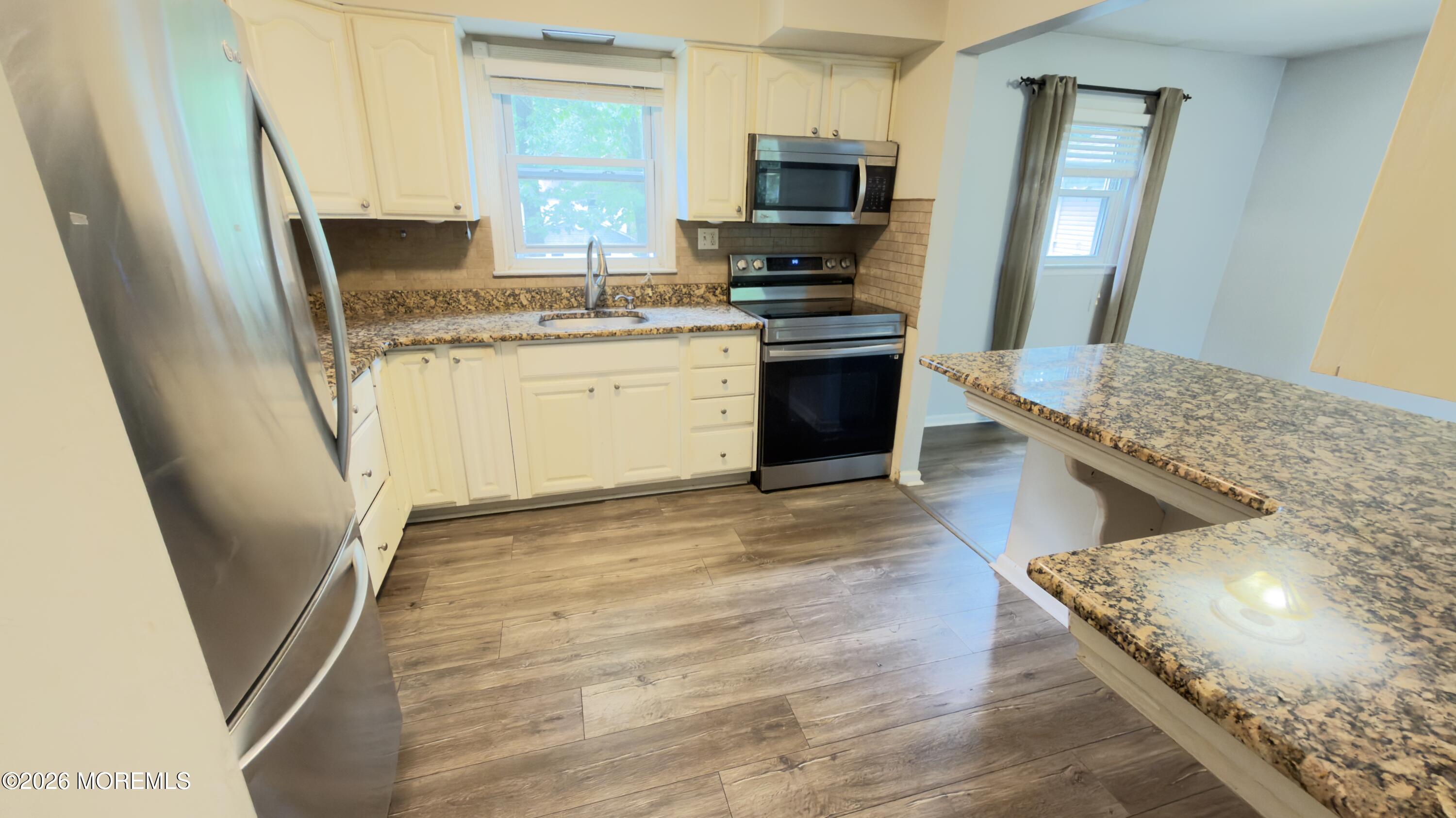 11 Maple Street Jackson, NJ 08527 - Photo 8 of 33 Kitchen
