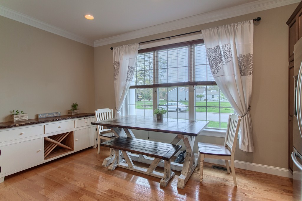 1 Easy Street Ayer, MA 01432 - Photo 4 of 19 Gallery Image 4