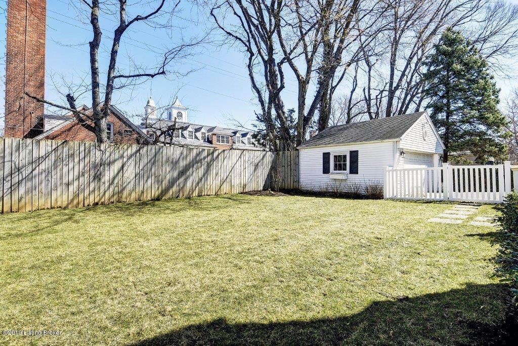 655 Upland Road Louisville, KY 40206 - Photo 30 of 49 32