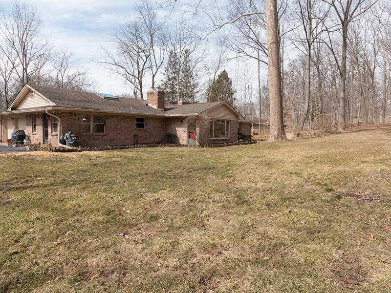 9050 Briarclift Road Indianapolis, IN 46256 - Photo 22 of 24 Gallery Image 22