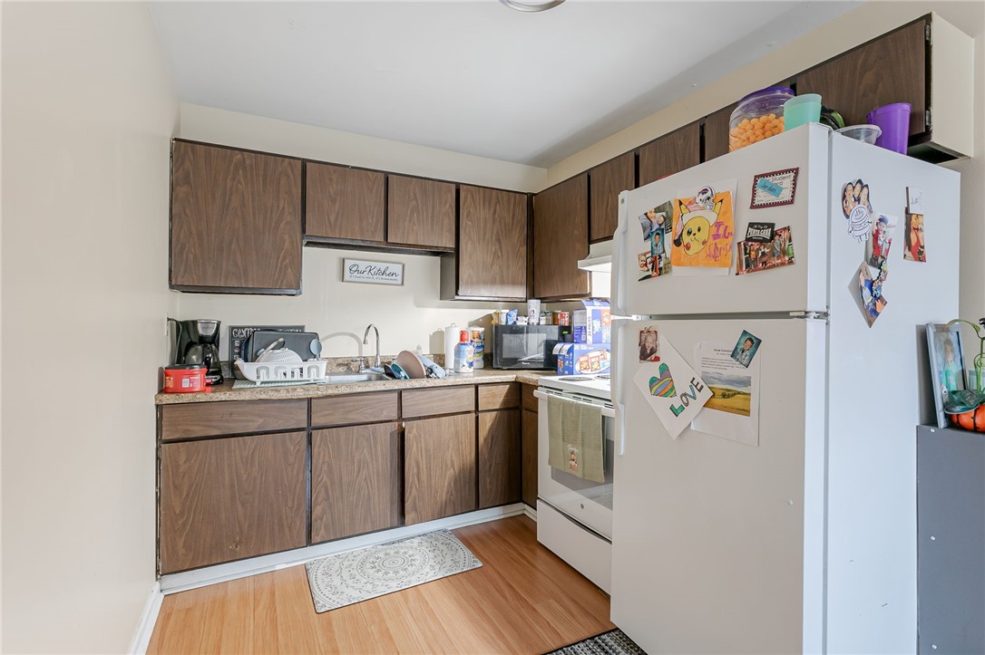 224 West Maple Avenue East Rochester, NY 14445 - Photo 12 of 38