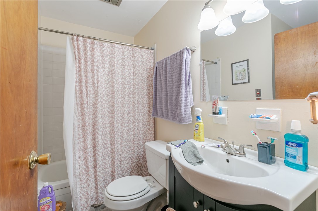 224 West Maple Avenue East Rochester, NY 14445 - Photo 13 of 38