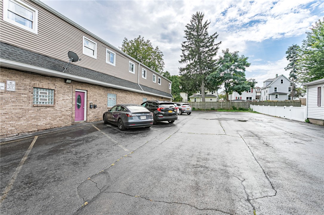 224 West Maple Avenue East Rochester, NY 14445 - Photo 2 of 38