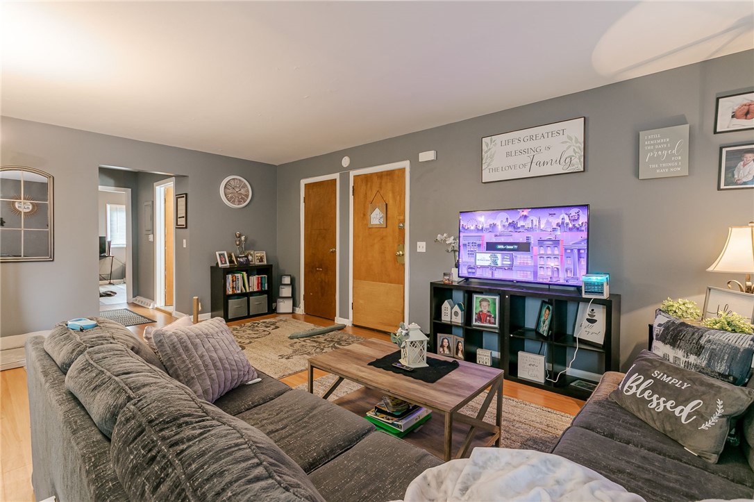 224 West Maple Avenue East Rochester, NY 14445 - Photo 10 of 38