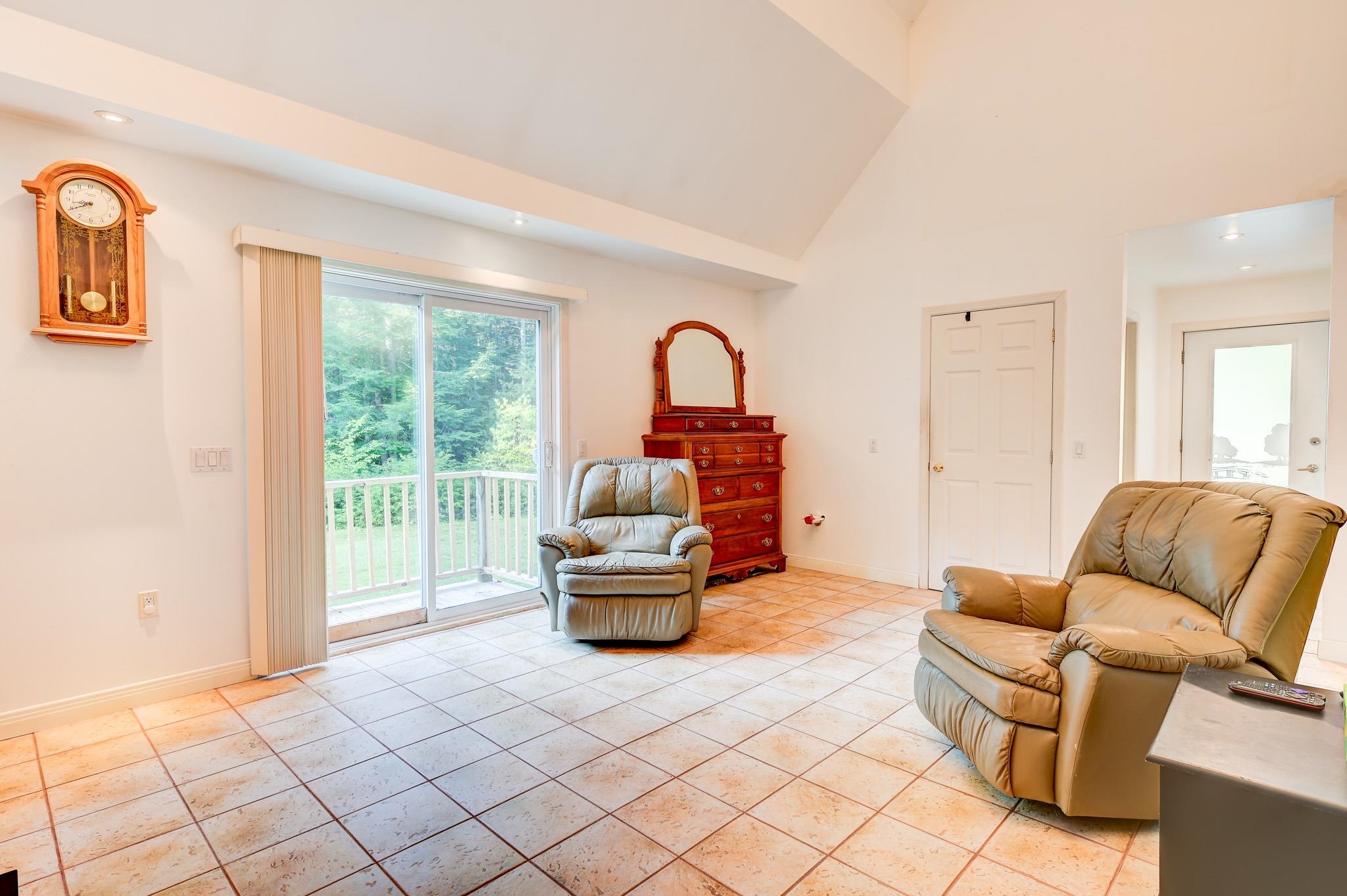 72 Cove Road Center Conway, NH 03813 - Photo 5 of 40