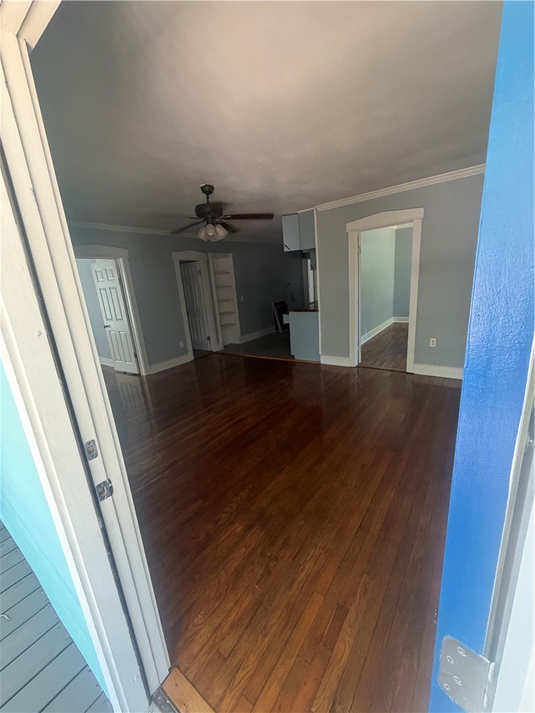 734 South Rife Street Aransas Pass, TX 78336 - Photo 8 of 24 Gallery Image 8