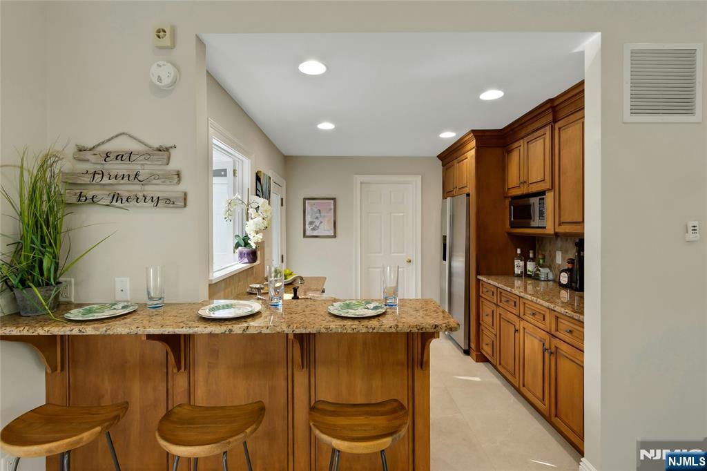 545 Miller Road Wyckoff, NJ 07481 - Photo 47 of 50 Gallery Image 47