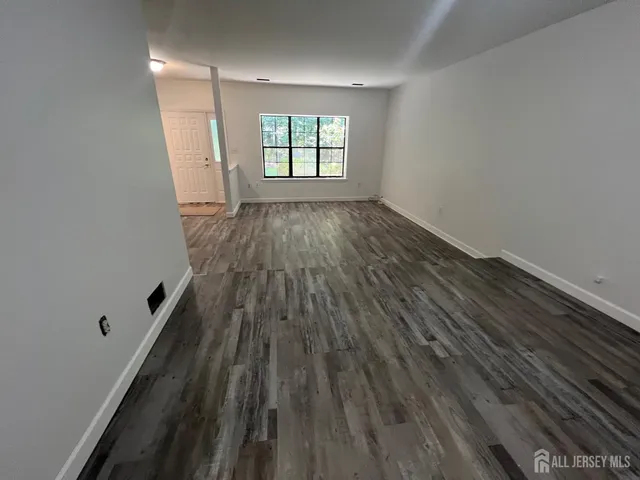 $3,300 | 127 Aspen Drive, North Brunswick, NJ 08902