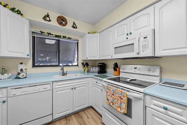 $239,000 | 5290 Willow Links, Unit 57, Sarasota, FL 34235