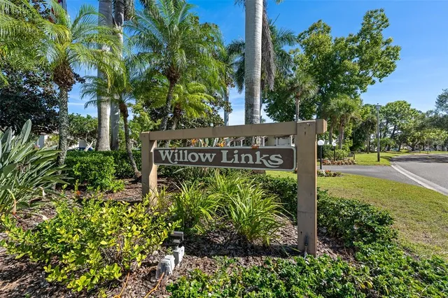 $239,000 | 5290 Willow Links, Unit 57, Sarasota, FL 34235