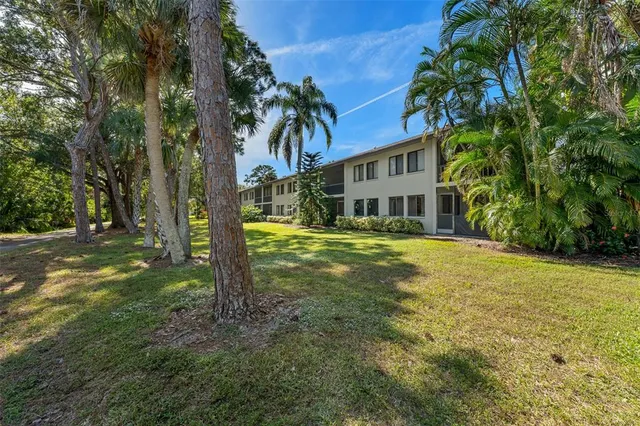$239,000 | 5290 Willow Links, Unit 57, Sarasota, FL 34235