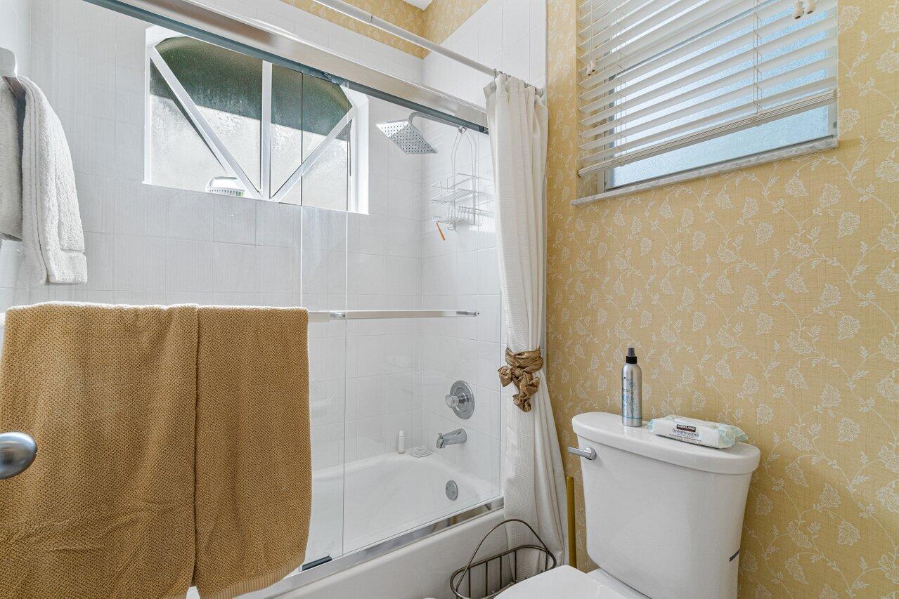 5281 Northwest 26th Circle Boca Raton, FL 33496 - Photo 6 of 45 007-5281Northwest26thCircle-BocaRaton-FL