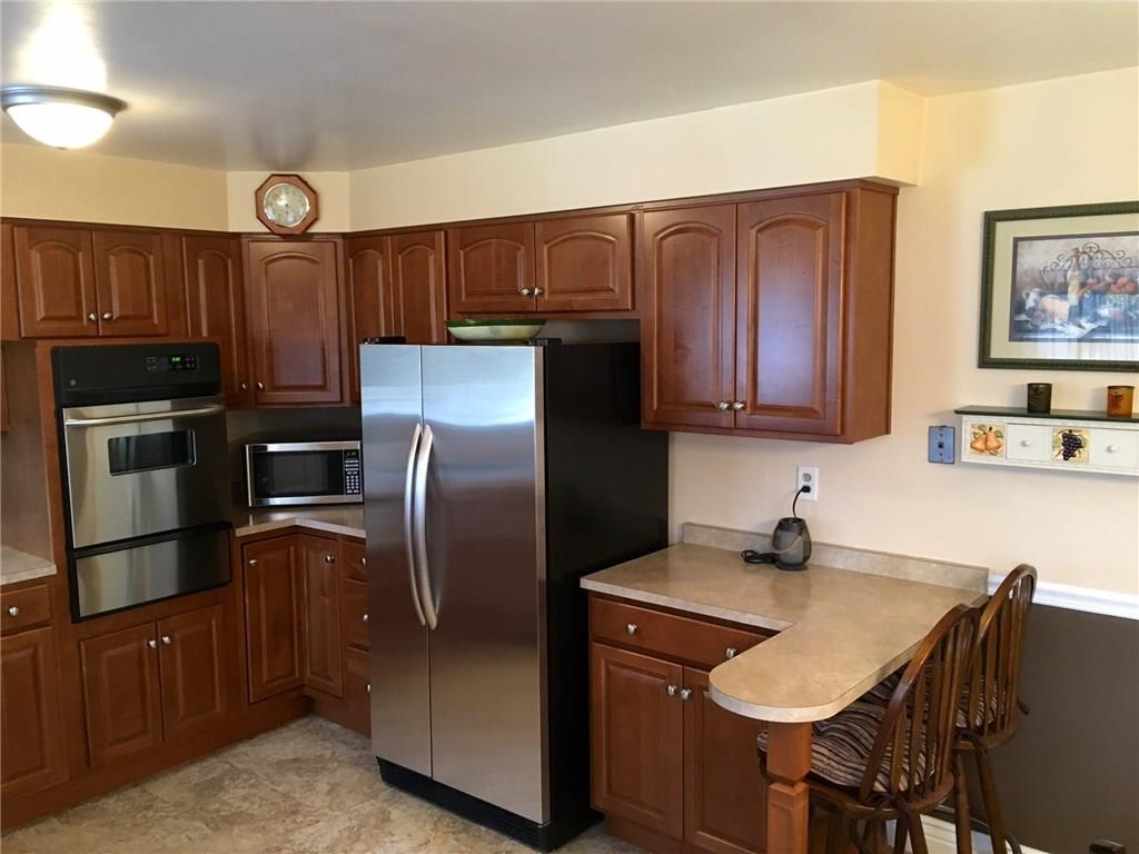 112 Mcclelland Drive Rochester, PA 15074 - Photo 4 of 15