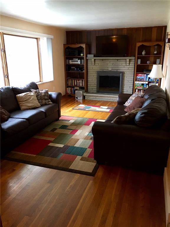 112 Mcclelland Drive Rochester, PA 15074 - Photo 6 of 15