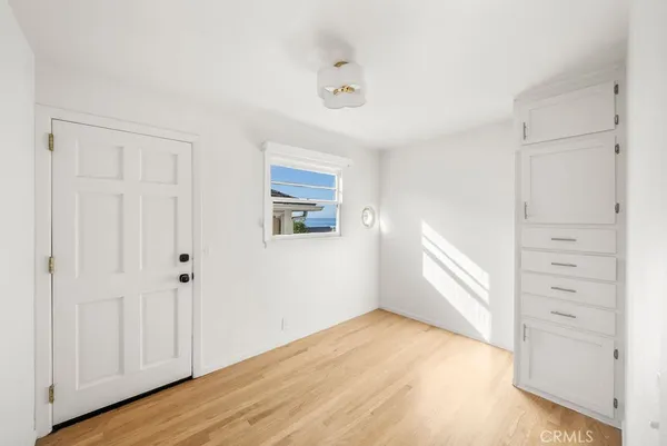 $6,500 | 170 McAulay Place, Laguna Beach, CA 92651