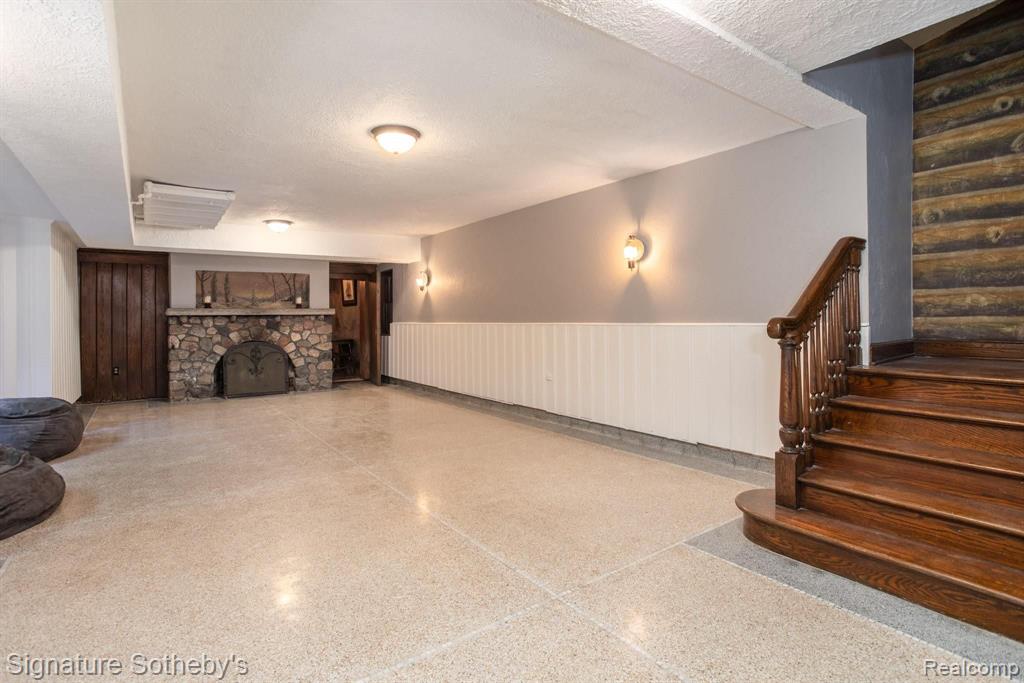 553 Middlesex Road Grosse Pointe Park, MI 48230 - Photo 34 of 46