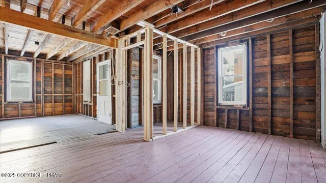 $200,000 | 2374 Paradise Trail, East Stroudsburg, PA 18301