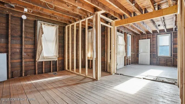 $200,000 | 2374 Paradise Trail, East Stroudsburg, PA 18301