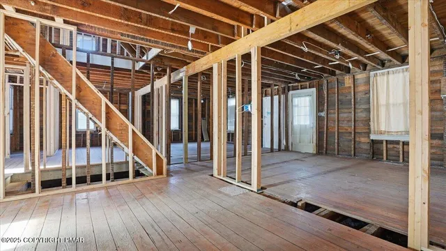 $200,000 | 2374 Paradise Trail, East Stroudsburg, PA 18301