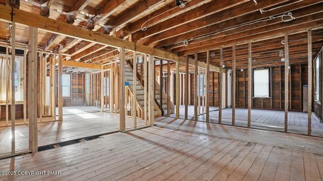 $200,000 | 2374 Paradise Trail, East Stroudsburg, PA 18301