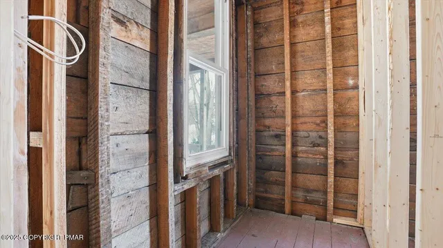 $200,000 | 2374 Paradise Trail, East Stroudsburg, PA 18301