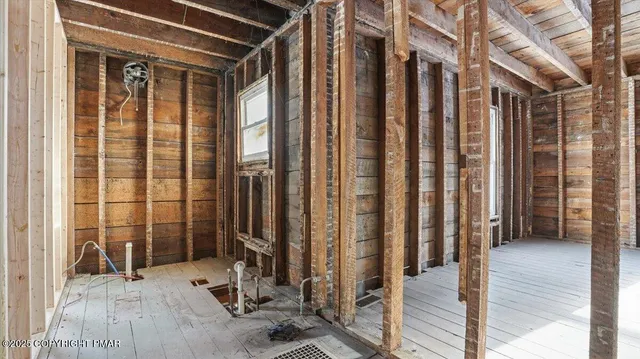 $200,000 | 2374 Paradise Trail, East Stroudsburg, PA 18301