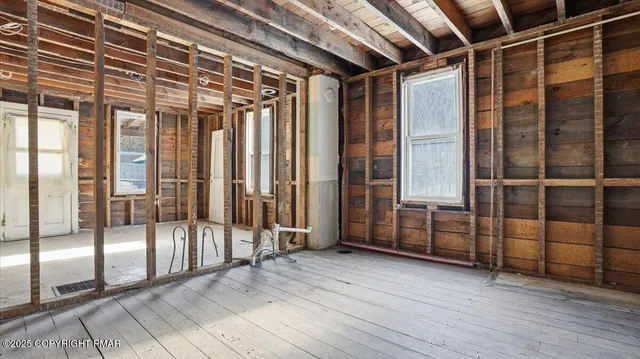 $200,000 | 2374 Paradise Trail, East Stroudsburg, PA 18301