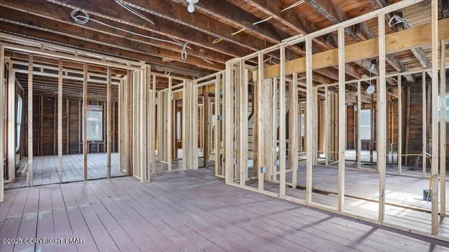 $200,000 | 2374 Paradise Trail, East Stroudsburg, PA 18301