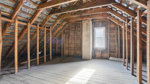 $200,000 | 2374 Paradise Trail, East Stroudsburg, PA 18301