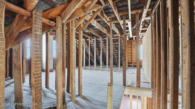 $200,000 | 2374 Paradise Trail, East Stroudsburg, PA 18301