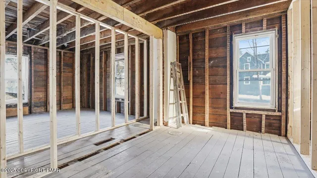 $200,000 | 2374 Paradise Trail, East Stroudsburg, PA 18301