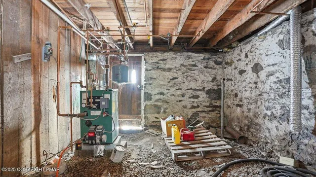 $200,000 | 2374 Paradise Trail, East Stroudsburg, PA 18301