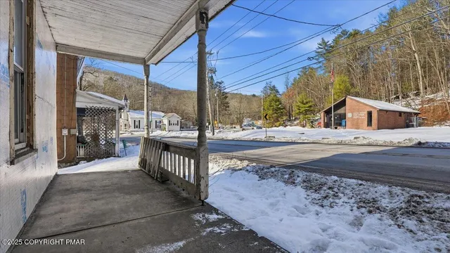 $200,000 | 2374 Paradise Trail, East Stroudsburg, PA 18301