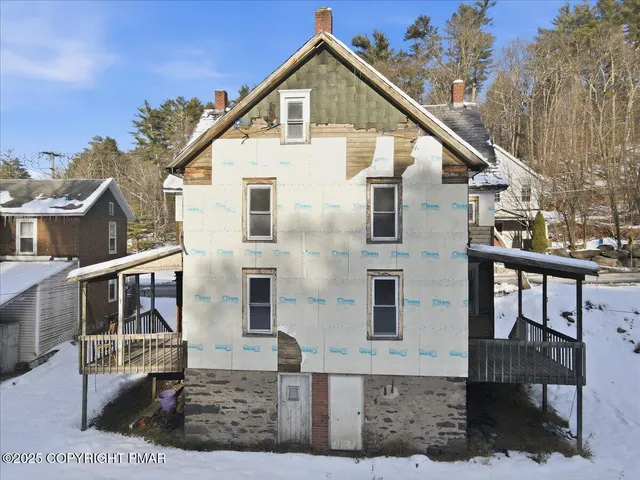 $200,000 | 2374 Paradise Trail, East Stroudsburg, PA 18301