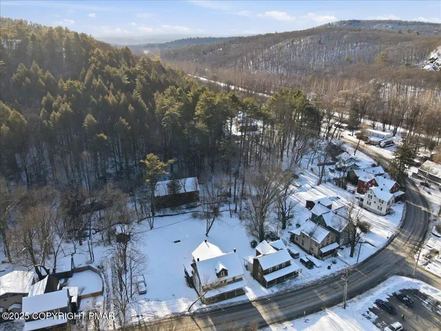 $200,000 | 2374 Paradise Trail, East Stroudsburg, PA 18301